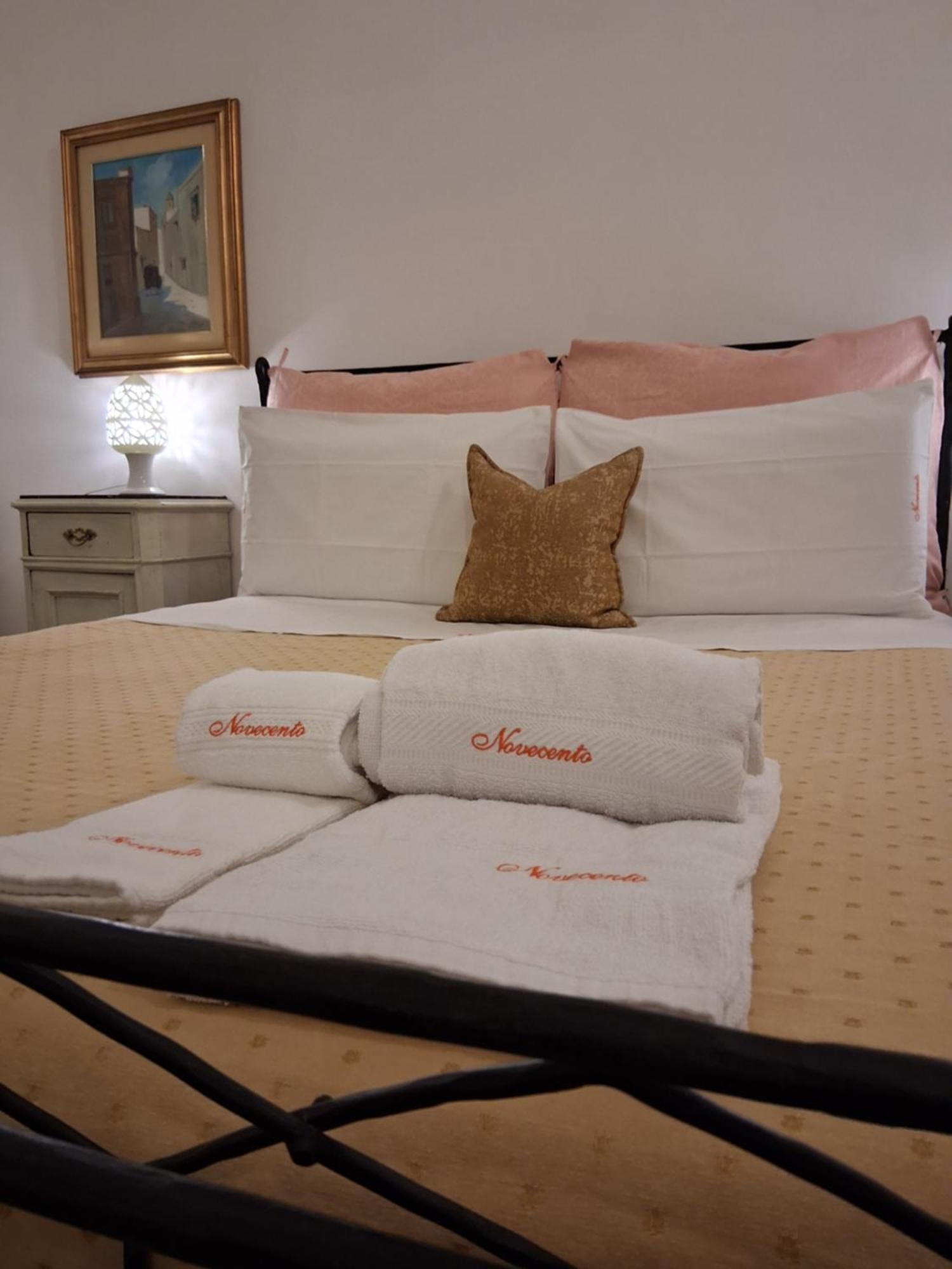 '900 Centro Bed & Breakfast *