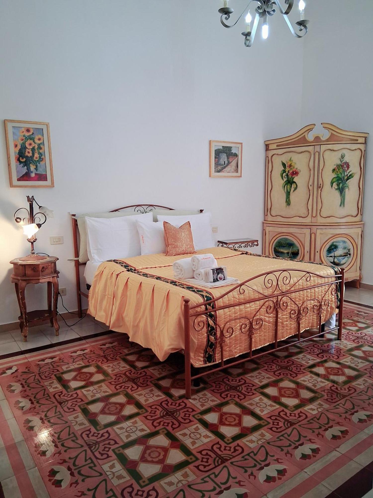 '900 Centro Bed & Breakfast *